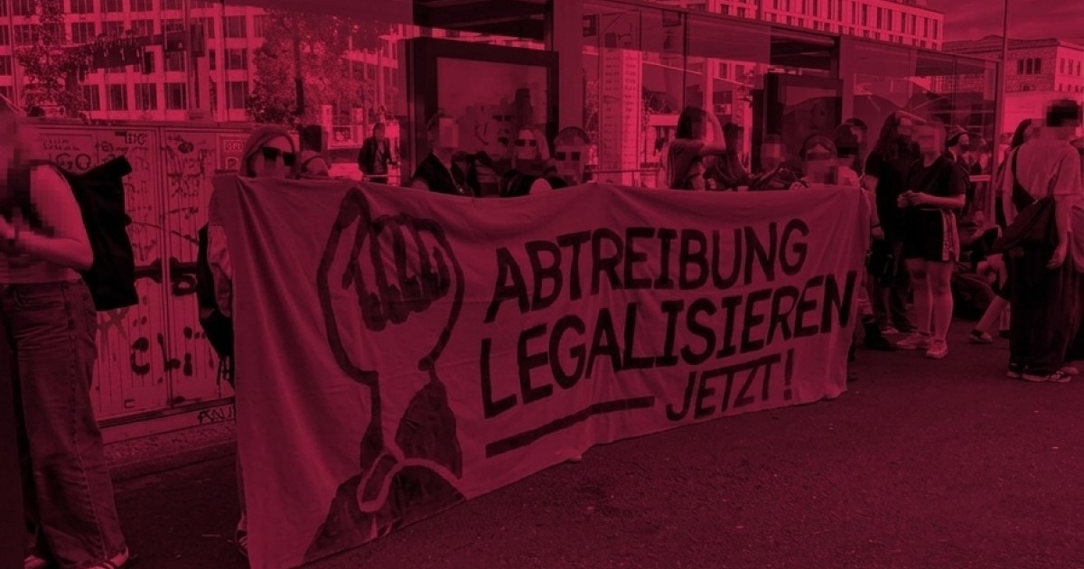 Anlassloses Fotografieren auf Demos verletzt die Versammlungsfreiheit